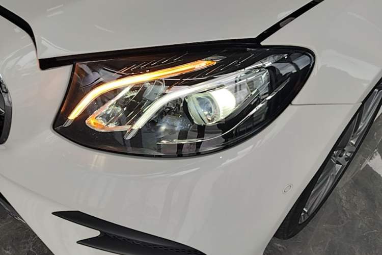 Used Mercedes-Benz E-Class 2020 E 260 Coupe Left Front Headlight