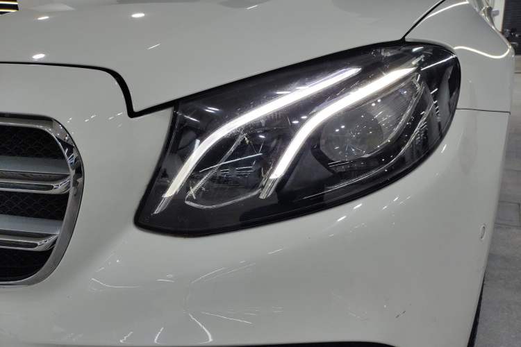 Used Mercedes-Benz E-Class 2020 Restyled E 300 L Sporty and Stylish Edition Left Front Headlight