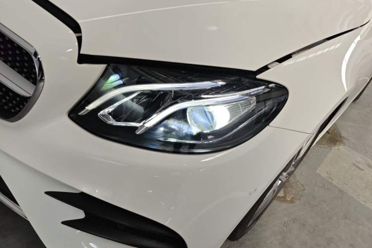 Used Mercedes-Benz E-Class 2020 E 260 Convertible Coupe Left Front Headlight