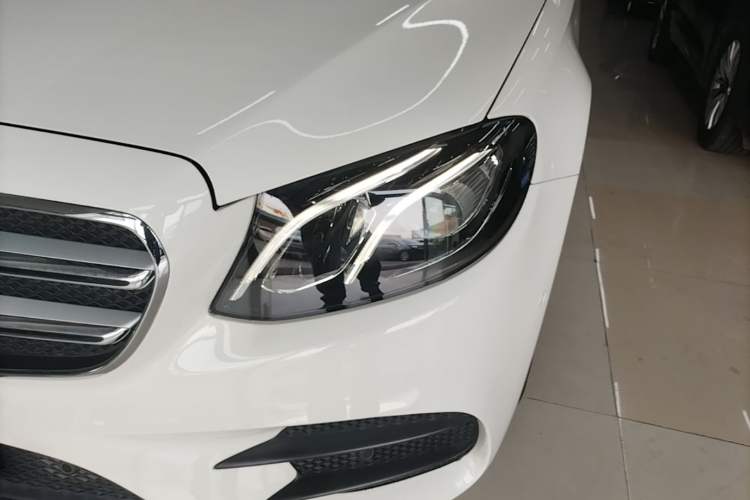 Used Mercedes-Benz E-Class 2020 Restyled E 300 L Sporty and Stylish Edition Left Front Headlight