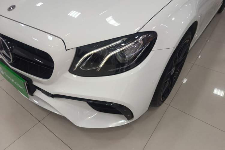 Used Mercedes-Benz E-Class 2020 E 300 L Sporty and Stylish Model Left Front Headlight