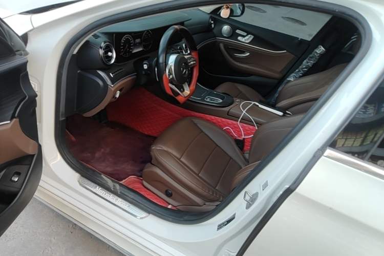 Used Mercedes-Benz E-Class 2020 Restyled E 300 L Sport Exclusive Edition Left Front Seat