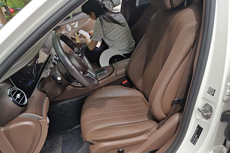Used Mercedes-Benz E-Class 2020 E 300 L Luxury Model Left Front Seat
