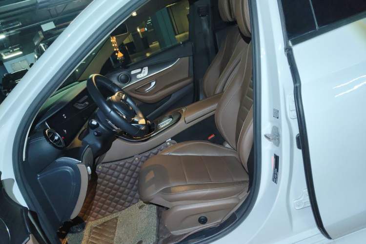 Used Mercedes-Benz E-Class 2020 Restyled E 300 L Sporty and Stylish Edition Left Front Seat