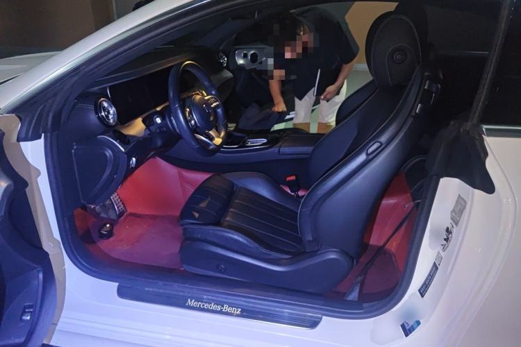 Used Mercedes-Benz E-Class 2020 E 260 Coupe Left Front Seat