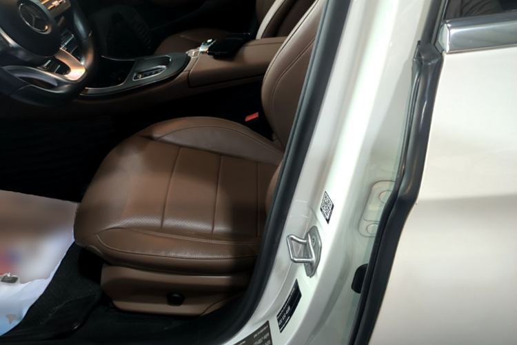 Used Mercedes-Benz E-Class 2020 Restyled E 300 L Sporty and Stylish Edition Left Front Seat