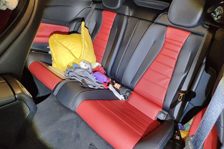 Used Mercedes-Benz E-Class 2020 E 260 Convertible Coupe Left Rear Seat