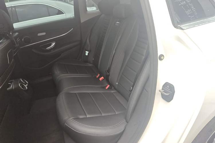 Used Mercedes-Benz E-Class 2020 Restyled E 300 L Sporty and Stylish Edition Left Rear Seat