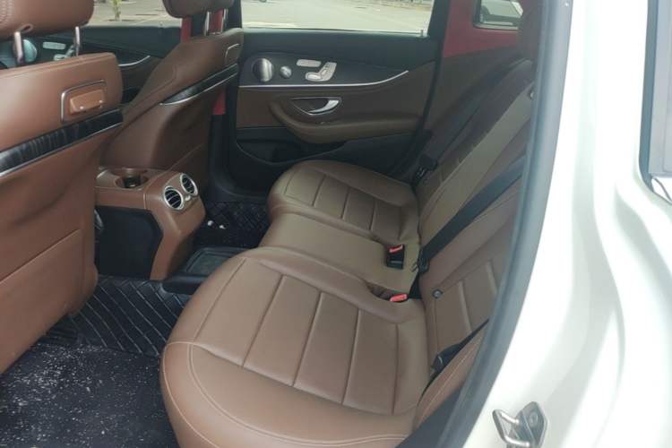 Used Mercedes-Benz E-Class 2020 E 300 L Sport Luxury Edition Left Rear Seat