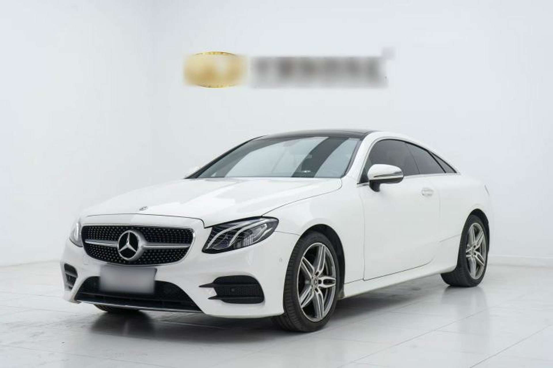 Used Mercedes-Benz E-Class 2020 E 260 4MATIC Coupe Left Side
