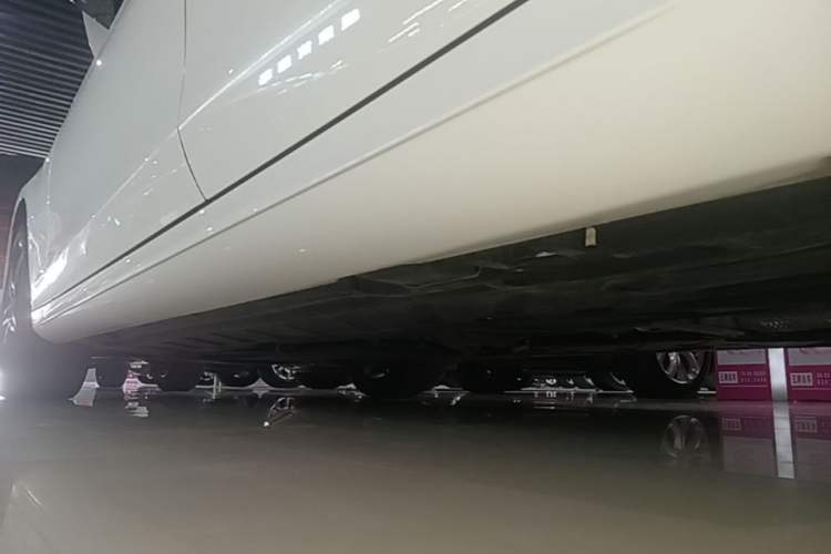 Used Mercedes-Benz E-Class 2020 E 260 Sport Edition Left Side Sill