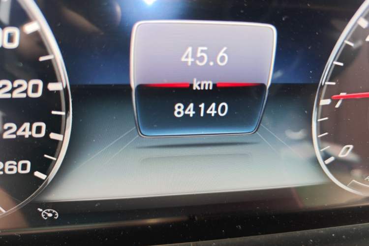 Used Mercedes-Benz E-Class 2020 E 260 Sport Edition Odometer Close Up