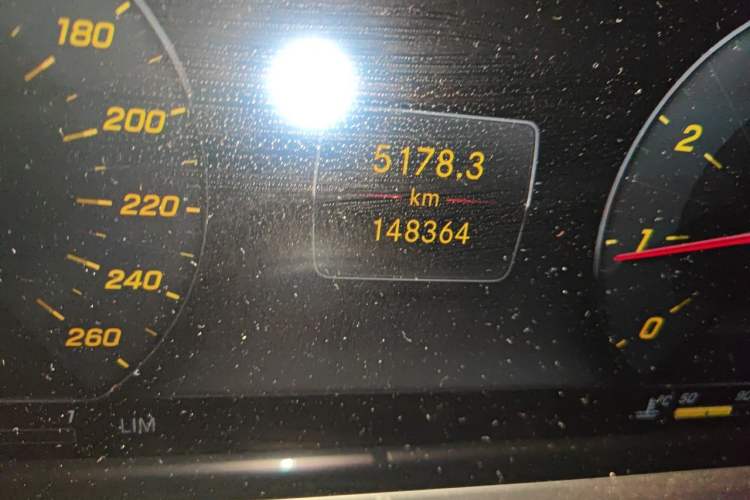 Used Mercedes-Benz E-Class 2020 E 300 L Stylish Model Odometer Close Up