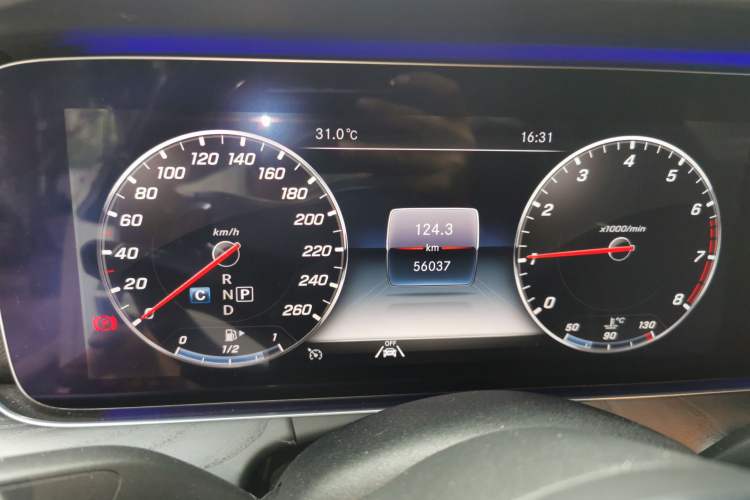Used Mercedes-Benz E-Class 2020 E 300 Coupe Odometer Close Up