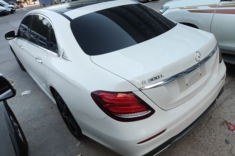 Used Mercedes-Benz E-Class 2020 Restyled E 300 L Sport Exclusive Edition Rear Left 45 Deg