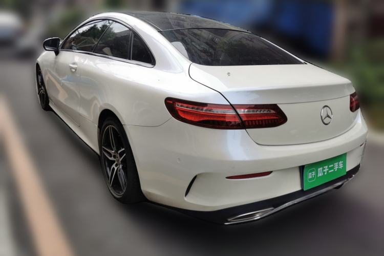 Used Mercedes-Benz E-Class 2020 E 300 Coupe Rear Left 45 Deg