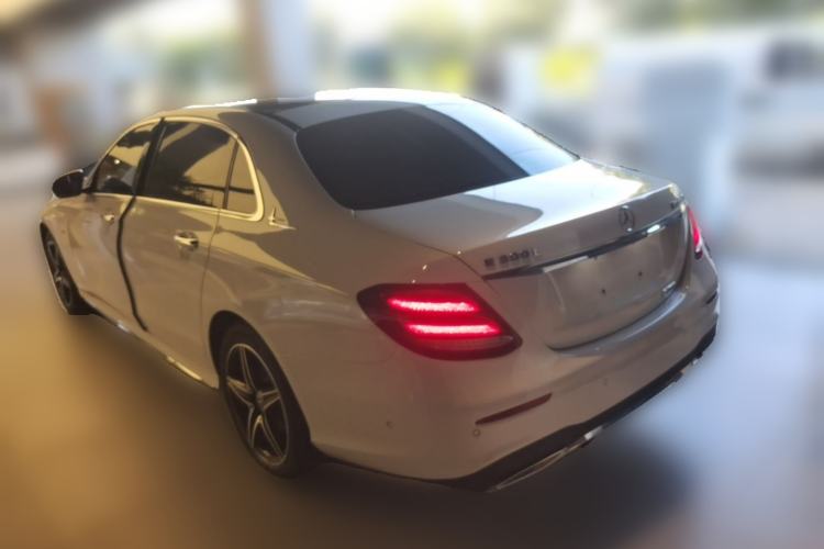 Used Mercedes-Benz E-Class 2020 Restyled E 300 L Sport Exclusive Edition Rear Left 45 Deg