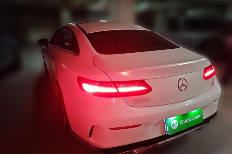 Used Mercedes-Benz E-Class 2020 E 260 Coupe Rear Left 45 Deg