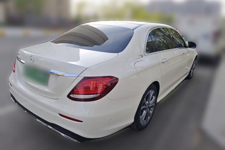 Used Mercedes-Benz E-Class 2020 E 300 L Sport Luxury Edition Rear Right 45 Deg