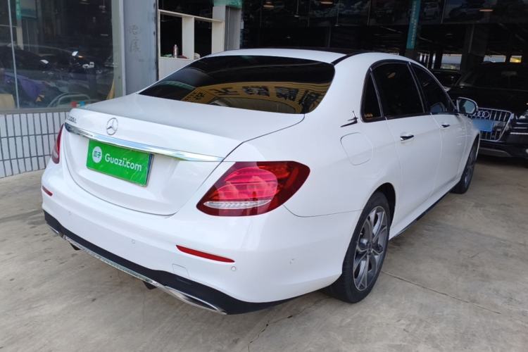 Used Mercedes-Benz E-Class 2020 E 300 L Sporty and Stylish Model Rear Right 45 Deg