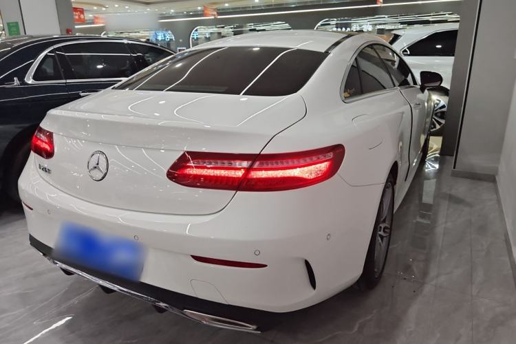 Used Mercedes-Benz E-Class 2020 E 260 Coupe Rear Right 45 Deg