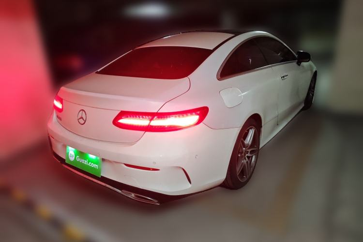 Used Mercedes-Benz E-Class 2020 E 260 Coupe Rear Right 45 Deg