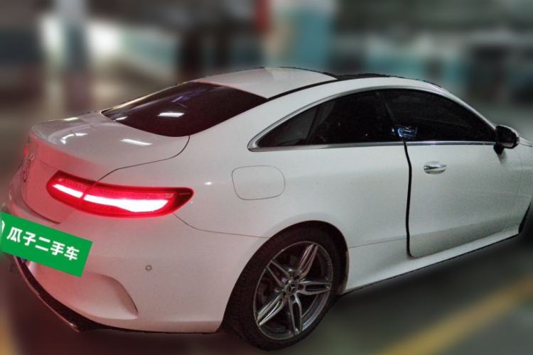 Used Mercedes-Benz E-Class 2020 E 260 Coupe Rear Right 45 Deg