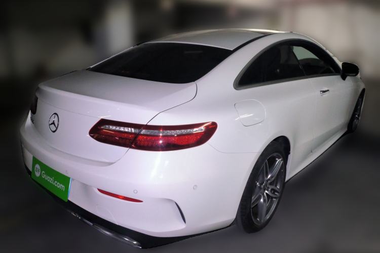 Used Mercedes-Benz E-Class 2020 E 260 Coupe Rear Right 45 Deg