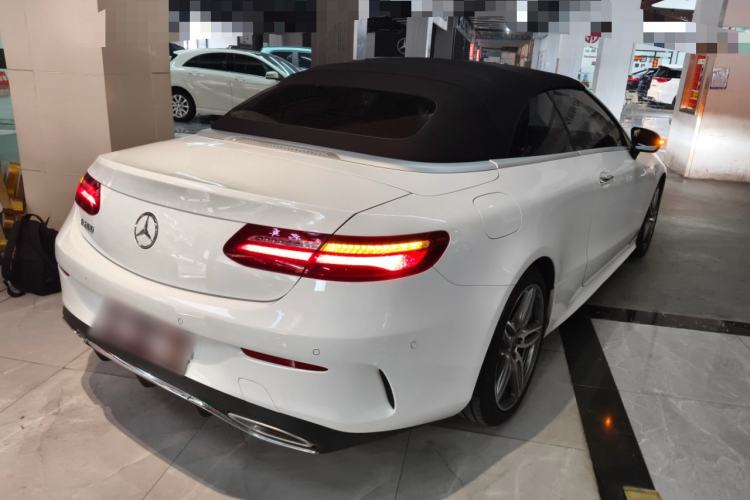 Used Mercedes-Benz E-Class 2020 E 260 Convertible Coupe Rear Right 45 Deg