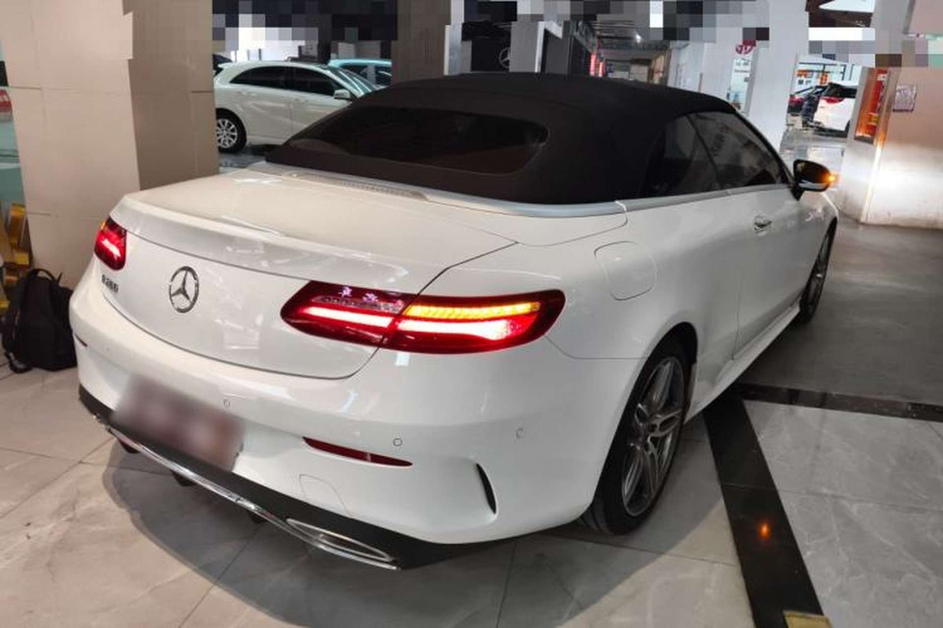 Used Mercedes-Benz E-Class 2020 E 260 Convertible Coupe Rear Right 45 Deg
