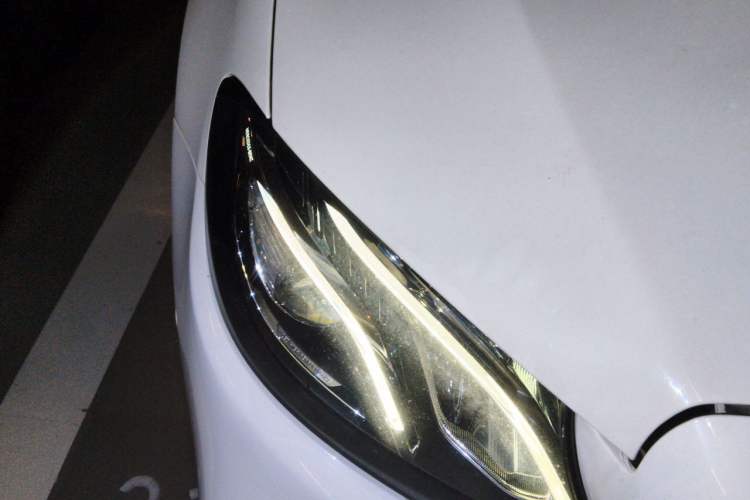 Used Mercedes-Benz E-Class 2020 E 260 Sport Edition Right Front Headlight