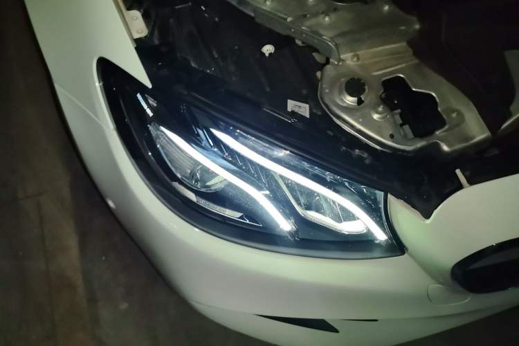 Used Mercedes-Benz E-Class 2020 E 260 Coupe Right Front Headlight
