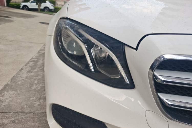 Used Mercedes-Benz E-Class 2020 Restyled E 300 L Sport Exclusive Edition Right Front Headlight