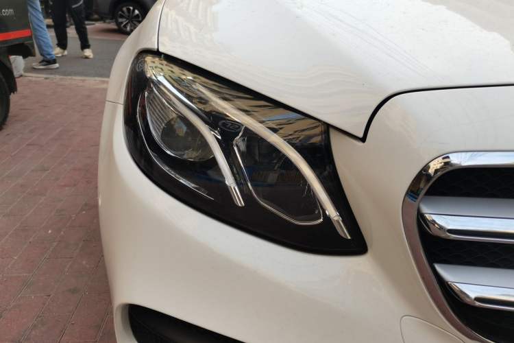 Used Mercedes-Benz E-Class 2020 E 260 L 4MATIC Right Front Headlight