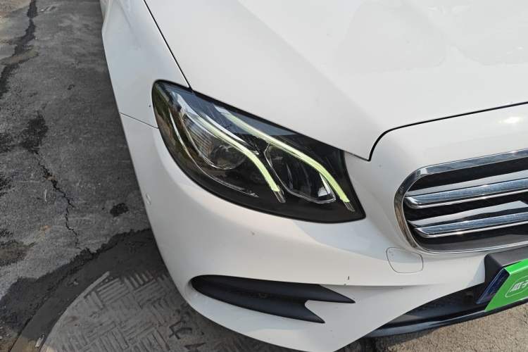 Used Mercedes-Benz E-Class 2020 E 260 Sport Edition Right Front Headlight