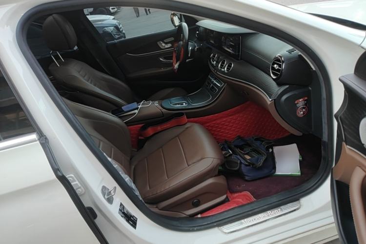 Used Mercedes-Benz E-Class 2020 Restyled E 300 L Sport Exclusive Edition Right Front Seat