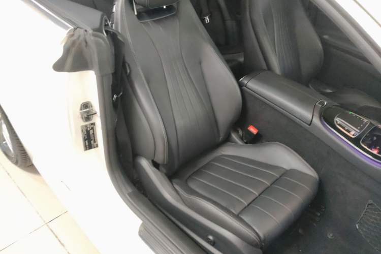 Used Mercedes-Benz E-Class 2020 E 260 Coupe Right Front Seat