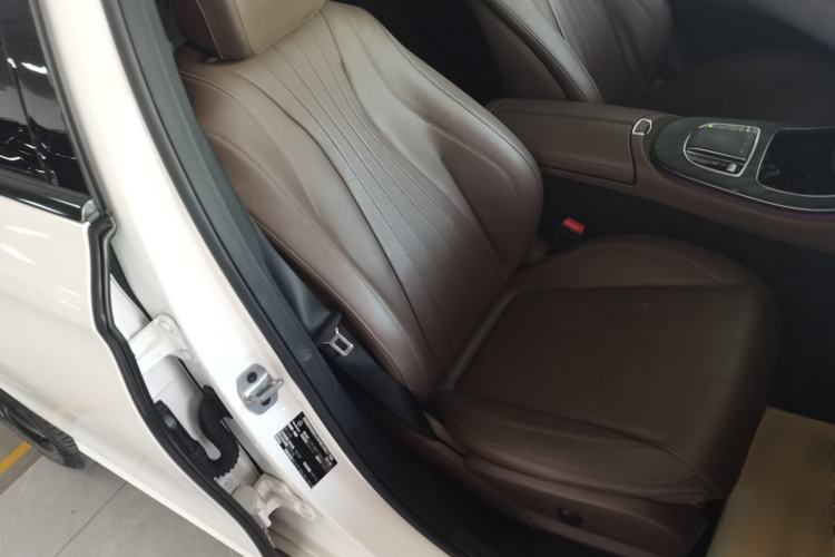 Used Mercedes-Benz E-Class 2020 E 260 Sport Edition 4MATIC Right Front Seat