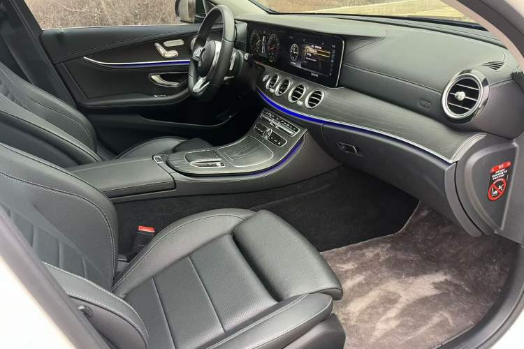 Used Mercedes-Benz E-Class 2020 Facelift E 260 L Sport Edition Right Front Seat