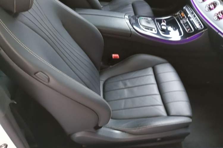Used Mercedes-Benz E-Class 2020 E 260 Coupe Right Front Seat