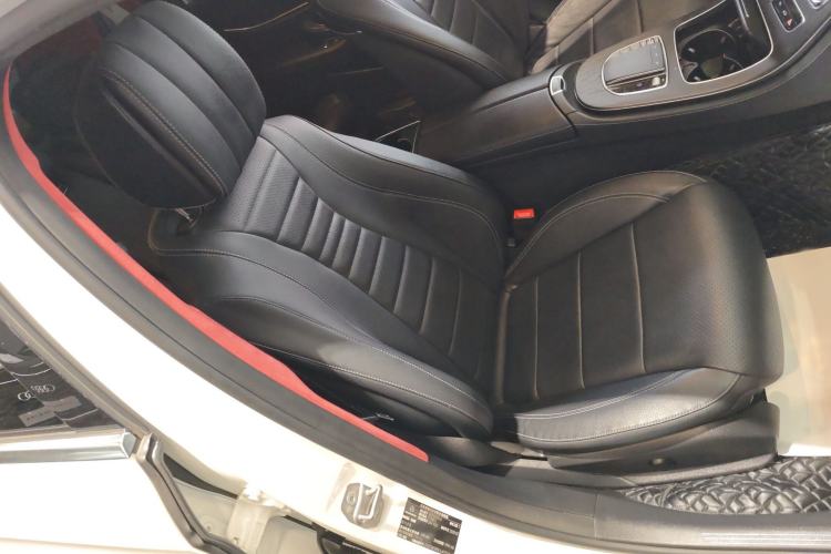 Used Mercedes-Benz E-Class 2020 E 300 L Sporty and Stylish Model Right Front Seat