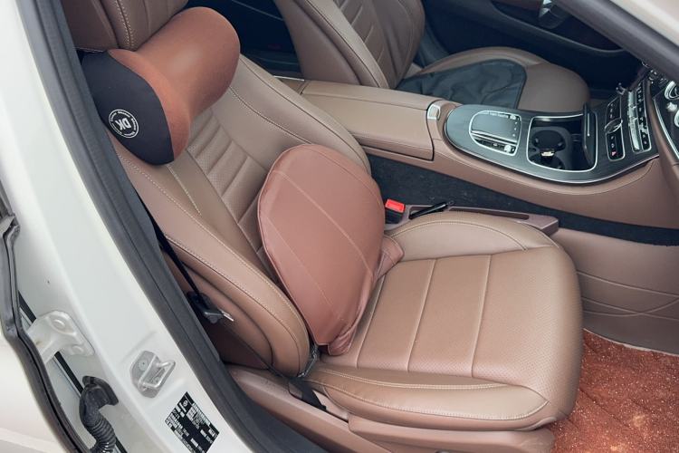 Used Mercedes-Benz E-Class 2020 Restyled E 300 L Sporty and Stylish Edition Right Front Seat