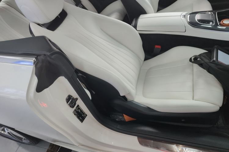 Used Mercedes-Benz E-Class 2020 E 260 Coupe Right Front Seat