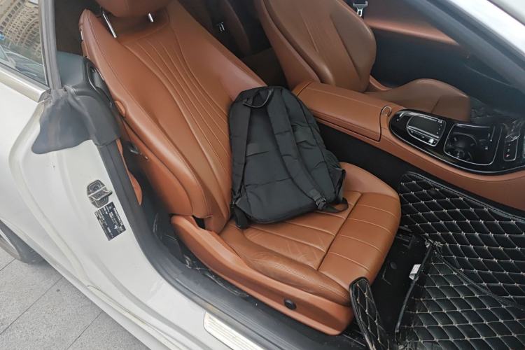 Used Mercedes-Benz E-Class 2020 E 260 4MATIC Coupe Right Front Seat