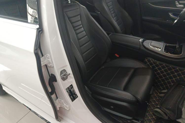 Used Mercedes-Benz E-Class 2020 Facelift E 260 L Sport Edition Right Front Seat