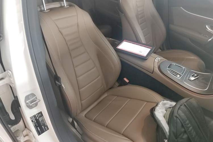 Used Mercedes-Benz E-Class 2020 Restyled E 300 L Sporty and Stylish Edition Right Front Seat