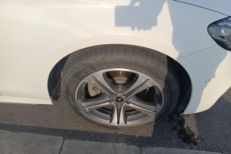 Used Mercedes-Benz E-Class 2020 Facelift E 260 L Sport Edition Right Front Wheel Hub