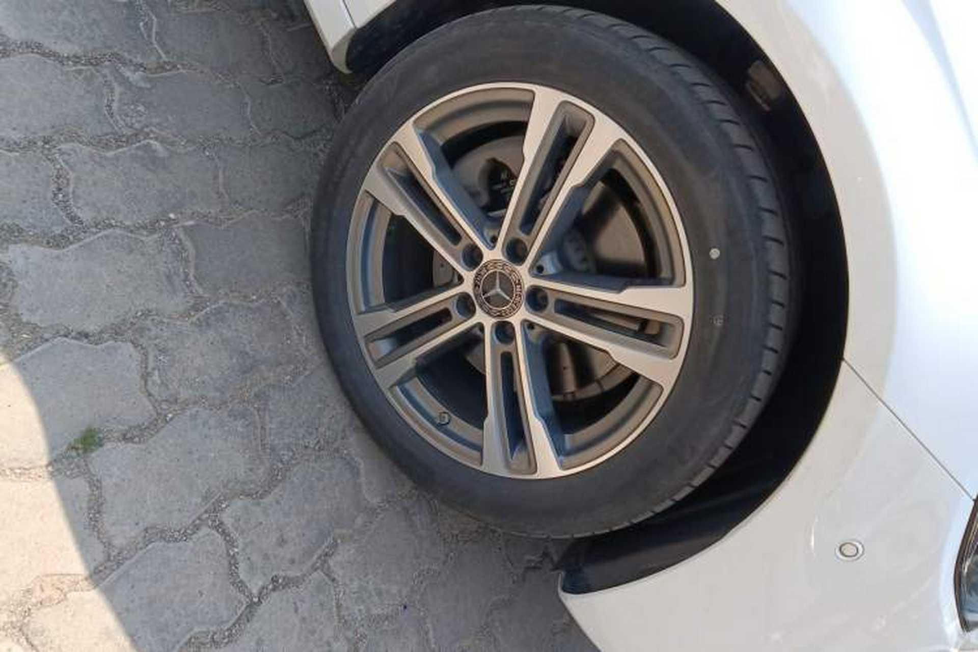 Used Mercedes-Benz E-Class 2020 E 260 L Sport Edition Right Front Wheel Hub
