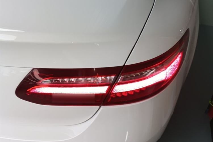 Used Mercedes-Benz E-Class 2020 E 260 Coupe Right Rear Taillight