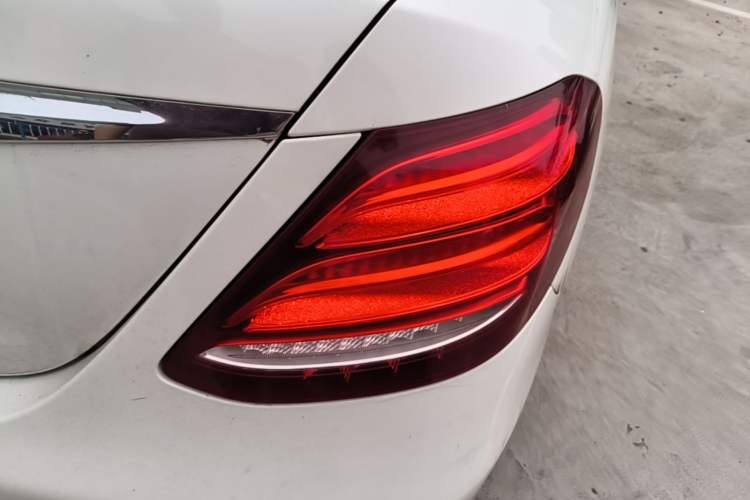 Used Mercedes-Benz E-Class 2020 Restyled E 300 L Sporty and Stylish Edition Right Rear Taillight